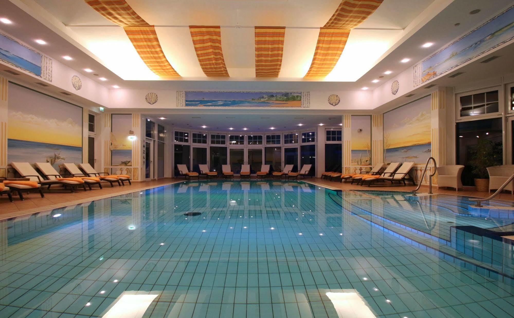 Hotel Zur Post - Ein Rovell Hotel Херингсдорф Экстерьер фото